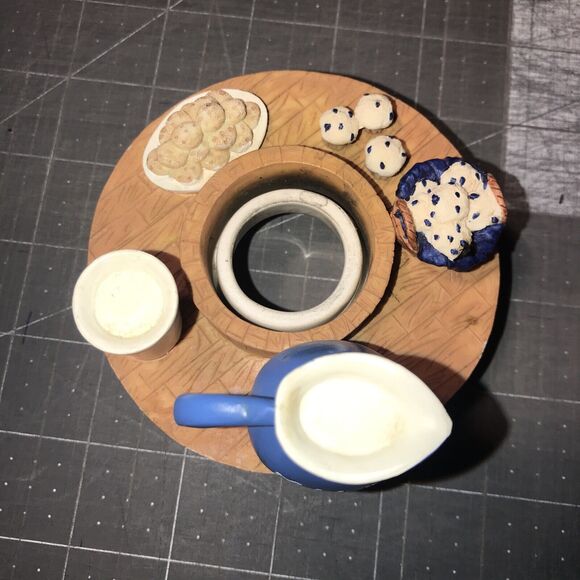 Candle Capper Sweet Treats Stay On Topper Kitchen Milk Blueberry Muffin - Picture 1 of 6